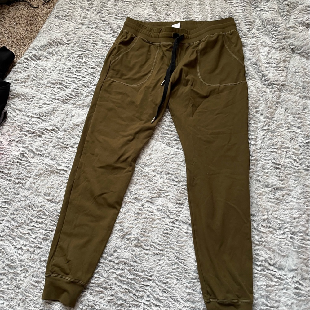 Zyia joggers